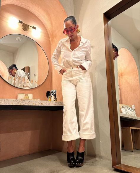 Tracee Ellis Ross’ Shoe Collection Is One Of The Best In Hollywood Cocoa Outfit, Tracy Ellis Ross, Tracee Ellis Ross Style, Tracey Ellis, Tracee Ellis Ross Fashion, Summer Street Styles, Wardrobe Plan, Rich Auntie, Trending Flats