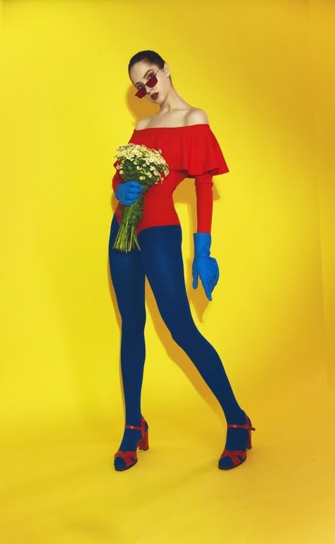 Colour Blocking Office, Color Tights Outfit, Colored Tights Outfit, Pop Art Fashion, Blue Tights, Colored Tights, Bright Fashion, Colour Pop, Colour Blocking