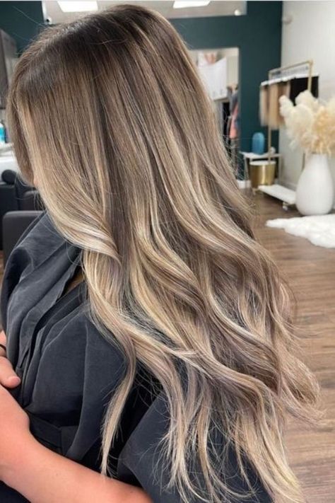 Ash Blonde Hair Balayage, Light Brunette Hair, Rambut Brunette, Summer Blonde Hair, Brown Hair Inspo, Brunette Hair With Highlights, Dirty Blonde Hair, Brown Hair With Blonde Highlights, Brunette Balayage Hair