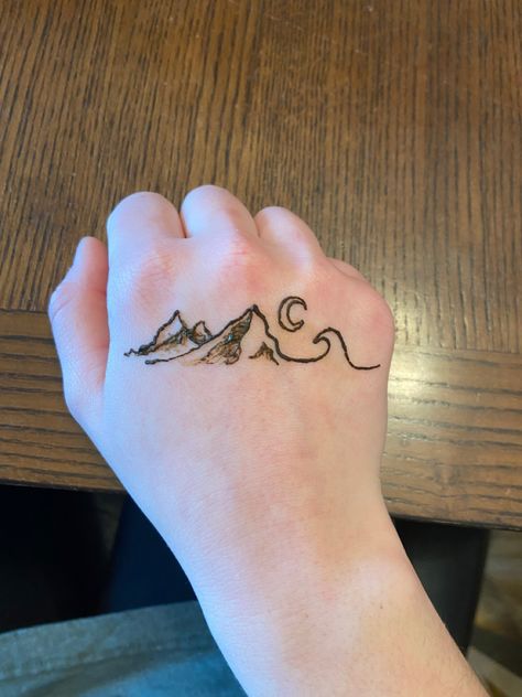 Mountain Henna Tattoo, Mountain Ocean, Mehendi Design, Mehendi Designs, Henna Tattoo, Infinity Tattoo, Cute Art, Henna, Tattoos