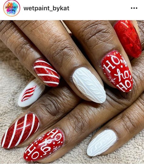 December Dip Nail Ideas, Ugly Sweater Nails, Easy Christmas Nail Designs Simple, Red Sweater Nails, Peppermint Nails, Finger Designs, Christmas Nail Designs Easy, Snow Nails, Holiday Nails Winter