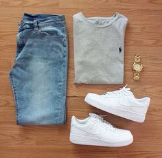 #ralph #Airforce1 #lightwashjeans #streetwear White Sneakers Nike, Guy Clothes, Dressing Tips, Outfit Grid, Mens Clothes, Jeans White, Sneakers Outfit, Mens Casual Outfits, Light Wash Jeans