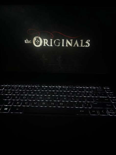 The Originals Laptop Wallpaper, Watching Tvd Aesthetic Laptop, The Originals Wallpaper Aesthetic, Bonded Souls, The Originals Aesthetic, Originals Aesthetic, Tvd Shifting, My Core Aesthetic, Witchy Autumn