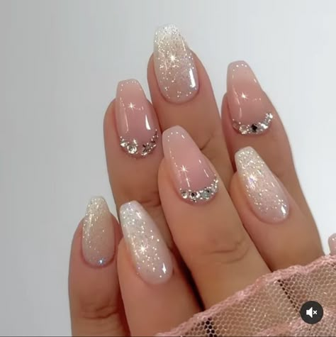 Nail Art For Engagement Brides Pink, Nails Design For Engagement, Bridal Nails Wedding Glitter, Nails For Roka, Nails Design Engagement, Glitter Bride Nails, Nails For Shaadi, Wedding Nails Crystals, Nail Art Engagement Brides