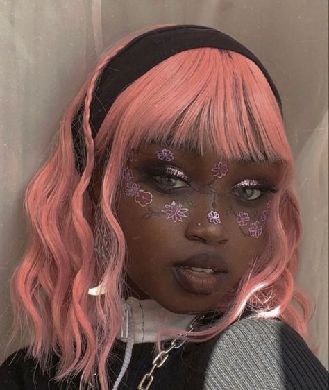 Pastel Goth Makeup Looks, Black Egirl Makeup, Gamer Girl Makeup, Dual Kawaii, Goth Makeup Looks, Pastel Goth Makeup, E Girl Makeup, E Girl Style, Egirl Makeup