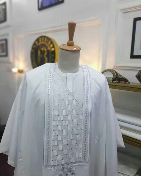 White Agbada Designs For Men, White Agbada Designs, Agbada Styles Men, Agbada Designs For Men, White Agbada, African Men Wear, Agbada Outfit, Shipibo Pattern, Pocket Design Fashion