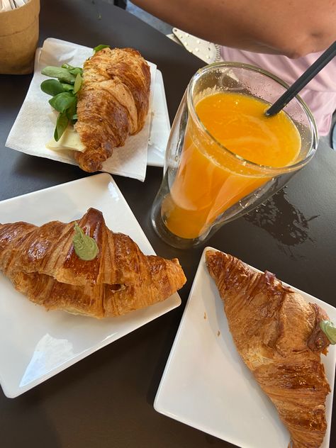 #milan #breakfast #italy #travel Milan Breakfast, Brunch In Milan, Must Eat In Milan, Best Places To Eat In Milan, Restaurants In Milan Italy, Breakfast Italy, Best Hotels In Milan, Milan Hotel, Hotel Breakfast