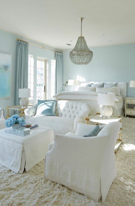 Melanie Turner Interiors | House of Turquoise Melanie Turner Interiors, Pastel Bedroom, Bedroom Blue, House Of Turquoise, Coastal Bedrooms, Beach Bedroom, Beach House Interior, Beach House Design, Beach Cottage Style