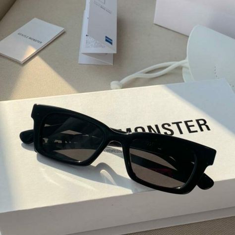 Aesthetic Sunnies, Ocean's Eleven, Rabastan Lestrange, Pretty Sunglasses, Classy Glasses, Gentle Monster Sunglasses, Fancy Glasses, Fashionable Sunglasses, Trendy Glasses