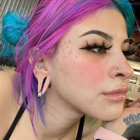 I got white sparkles tattooed on my face 2 years ago! I loved them they were cute 🤌 but I honestly liked it more while the stencil was… | Instagram Sparkles Face Tattoo, White Tattoo Face, Sparkle Face Tattoo, White Ink Face Tattoo, White Face Tattoo, Dainty Face Tattoos, Cute Face Tats, Cute Face Tattoos, Star Face Tattoo