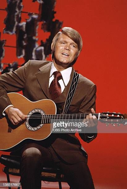 The Glenn Campbell Goodtimes Hour Glen Campbell Rhinestone Cowboy, Glenn Campbell, Jerry Reed, 80s Icons, I Love Country Music, Glen Campbell, Rhinestone Cowboy, Country Music Videos, Church Of Christ