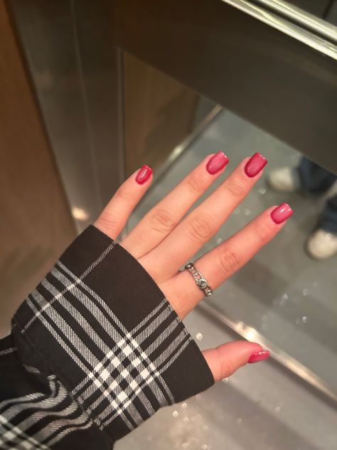 hot pink aura nails short squared with rounded corners summer nails 2023 Pink Aura Nails Short, Square Aura Nails Short, Square Nails Hot Pink, Square Aura Nails, Aura Nails Square, Short Pink Square Nails, Aura Nails Short, Short Aura Nails, Hot Pink Aura