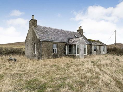 Stone Fixer Upper Waterfront Cottage in Scotland Under $50K USD Scotland Cottage, Cottages Scotland, Waterfront Cottage, Shetland Islands, Character Home, Stone Cottage, Good House, Inverness, Tea Room