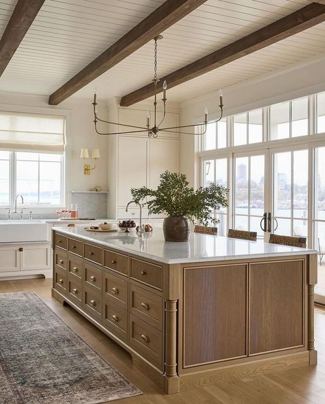 Light Wood Island, Vermont House, Wood Island, Diy Backsplash, Addition Ideas, Brown Kitchens, Classic Kitchen, Kitchen Views, Kitchen Inspiration Design