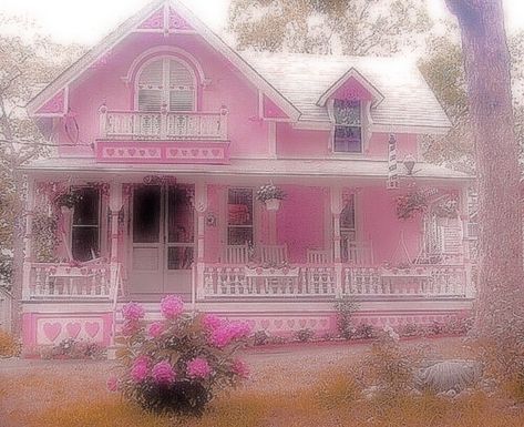 Emo Room, Places Aesthetic, Creepy Cute Fashion, Hello Kitty Bedroom, Creepy Core, Hello Kitty House, Pink Images, Baby Pink Aesthetic, Dreamcore Weirdcore