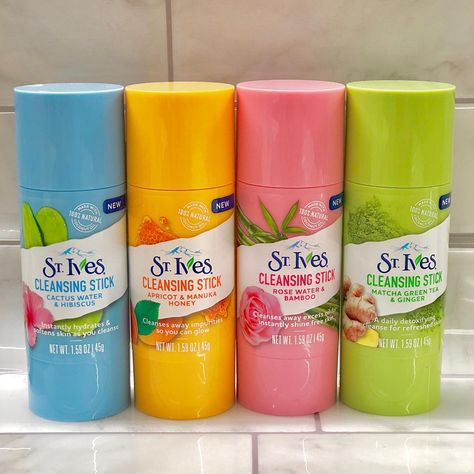 St Ives Oatmeal And Shea Butter, St Ives Products, St Ives Moisturizer, St Ives Body Lotion, St Ives Face Wash, Hair And Skin Vitamins, Fast Food Drinks, Girly Phone Cases, Strawberry Blonde Hair