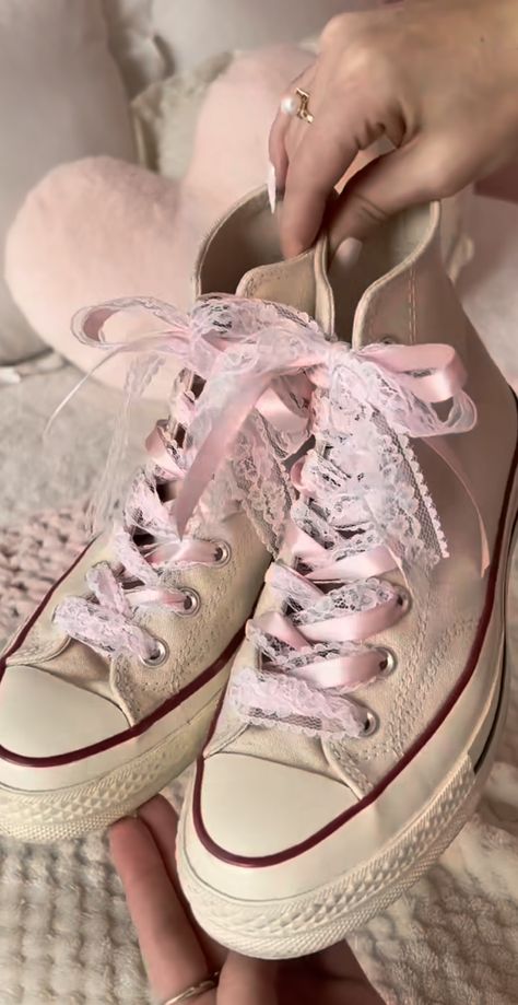 Lace Shoelaces, Ribbon Shoe Laces, Coquette Kawaii, Cute Converse, Dr Shoes, Converse Pink, Pink Converse, Shoes Converse, Pink Girly Things