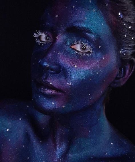 Geode Makeup, Space Girl Makeup, Cosmic Makeup, Galactic Glam, Welcome To Earth, Makeup Themes, Space Makeup, Galaxy Makeup, Star Makeup