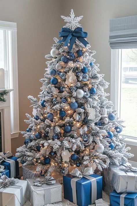 Blue Christmas Tree White Christmas Tree Blue Decorations, Lunch Schedule, Blue Christmas Tree Ideas, Winter Wonderland Christmas Tree, Blue Christmas Tree Decorations, Christmas Tree White, Christmas Tree Inspo, Teal Christmas, Pretty Christmas Decorations