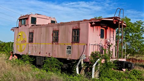 Abandoned Caboose,  Corsicana, Texas Corsicana Texas, Travel Usa, Recreational Vehicles, Houston, Texas, Travel, Quick Saves