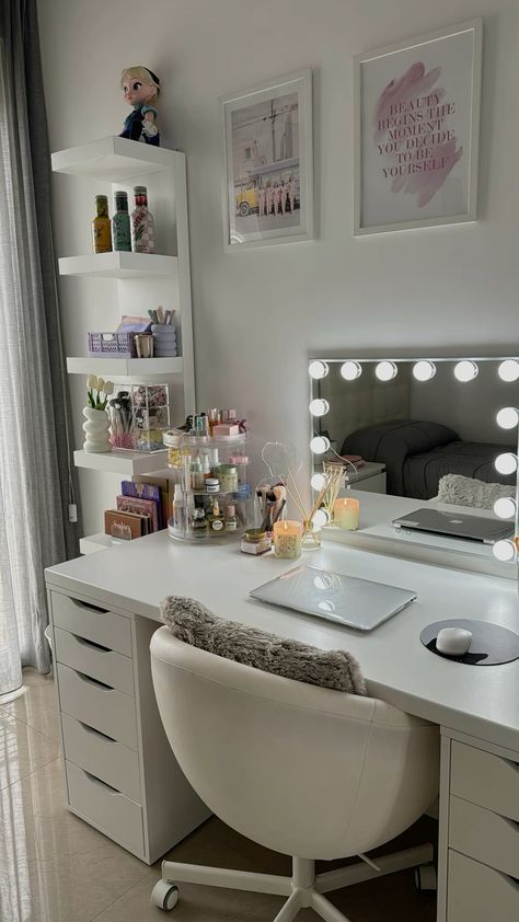 Room With Vanity Mirror, Makeup Vanity And Gaming Setup, Bedrooms With Vanity Ideas, Room Ideas Aesthetic With Vanity, Vanity In Front Of Bed, Room With 2 Desks, Vanity And Desk In Same Room, Desk And Vanity Set Up, Desk Setup Makeup