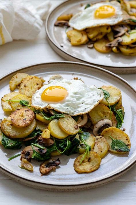 Healthy Lunch Ideas Winter, Potatoes And Eggs, Healthy Foo, Anti Inflamatory, Plats Healthy, Makanan Diet, Healthy Food Dishes, Healthy Food Motivation, Healthy Lifestyle Food