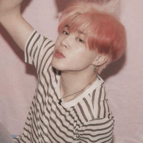 Share pic Jimin Pink Hair, Jimin Pink, Funny Yugioh Cards, Jungkook And Jin, Jimin Icons, Jungkook Selca, Jimin Jungkook, Blackpink Jisoo, Bts Photo