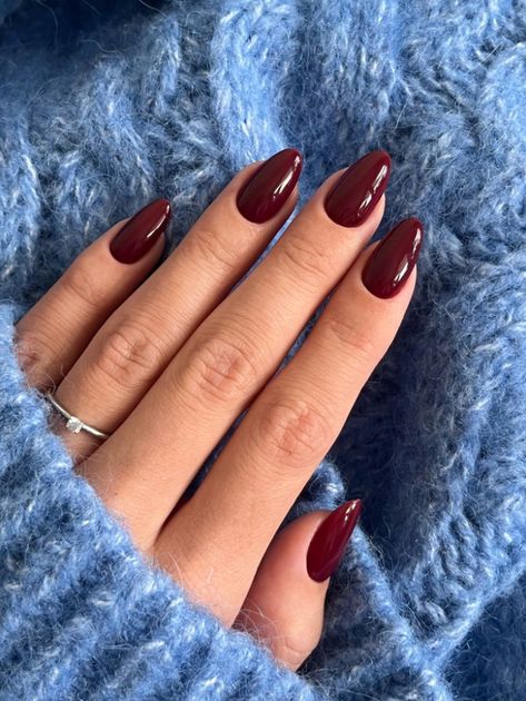 Get ready to embrace the colors and styles of fall with our curated collection of the latest nail trends for the season. #cherrywinenails #cherrywinenailsacrylic #cherrywinenailsdesign #cherrywinenailsshort #cherrywinenailssquare Cherry Wine Nails, Old Money Nails, Money Nails, Kutek Disney, Wine Nails, Solid Color Nails, Short Almond Nails, Cherry Wine, Nagel Tips