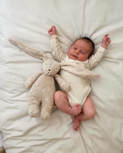 Help your baby sleep peacefully with Moonie Bunny’s calming lullabies and snuggly softness. The ultimate bedtime companion! 🐰💤 #ParentingJourney #NewBabyUK #MoonieBunny #UKParents Safe Sleeping For Newborns, Newborn Sleeping, Sleep Peacefully, Baby Sleep, New Baby Products, Sleep, Parenting