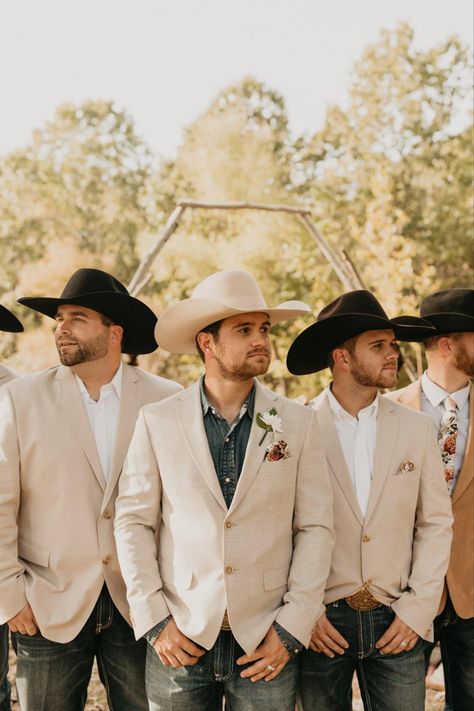 Western Wedding Outfit Groom, Western Groomsmen Attire Tan, Outdoor Wedding Mens Attire, Formal Cowboy Outfits Men Wedding, Country Wedding Suit, Jeans And Boots Wedding Guys, Western Mens Wedding Attire, Groomsmen Attire Jeans And Boots, Western Outfit For Men