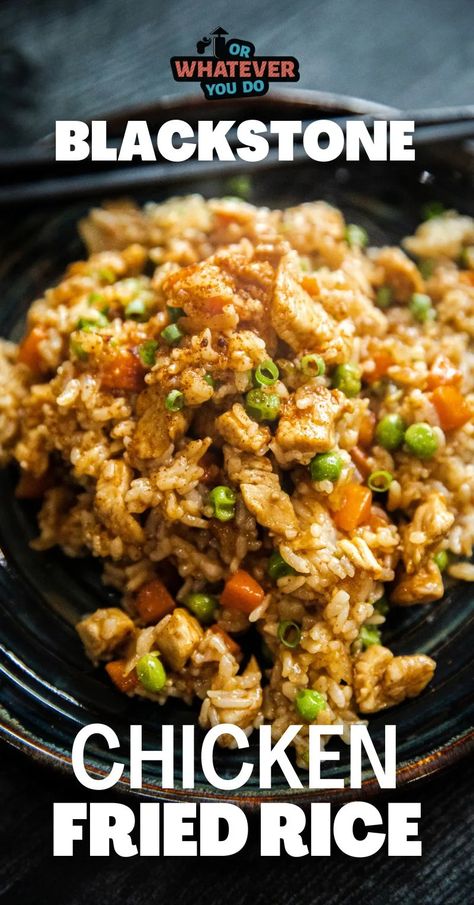 Blackstone Fried Chicken, Blackstone Stir Fry Recipes, Dinner Ideas Blackstone, Chicken Stir Fry Rice, Stir Fried Rice Recipe, Blackstone Meals, Blackstone Chicken, Easy Chicken Fried Rice, Outdoor Griddle Recipes