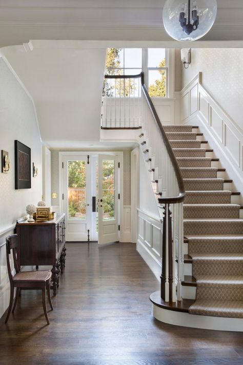 One Room Challenge: The Flooring Entryway With Stairs, Farmhouse Staircase, Staircase Styles, Modern Traditional Home, درج السلم, Southern Colonial, Carpet Staircase, Entryway Stairs, Traditional Staircase