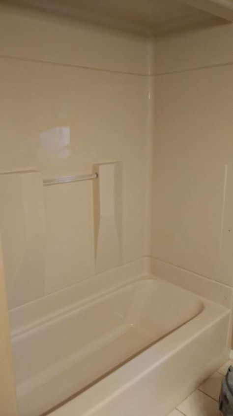 Do THIS one thing to your boring tub to make it look so much better! You'll be so happy you saw this! Bathtub Inserts, Tub Insert, Tub Surround Ideas, 90s Bathroom, Bathtub Makeover, Shower Makeover, Tub Remodel, Shower Inserts, Fiberglass Shower