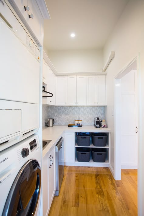 Butlers Pantry And Laundry, Pantry Laundry Combo, Pantry And Laundry Room Combo Layout, Laundry Pantry Combo, Laundry Butlers Pantry, Laundry Scullery, Butlers Pantry Laundry, Pantry Laundry Room Combo, Scullery Laundry