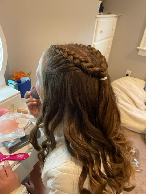 Two Braids Into Half Up Half Down, French Braid Half Up, French Plait Hairstyles Half Up, Dutch Braids Half Up Half Down, Hairbraidstyles Simple, Braid Ideas For Medium Hair, Cheer Hairstyles Half Up Half Down, Hair Stil Hairstyles, Half Up Half Down French Braid