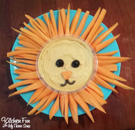 Kitchen Fun With My 3 Sons: Easy Lion Hummus Snack for Kids Hummus Snack, Narnia Party, Lion Baby Shower, Animal Snacks, Snack For Kids, Fun Food For Kids, Toddler Parties, Animal Food, Kitchen Fun