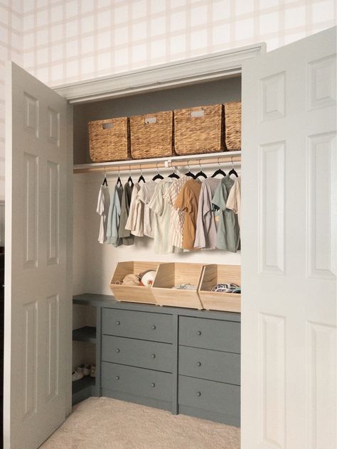 Living Room Storage Closet, Built In Closet For Small Bedroom, Built In Closet Storage Ideas, Nursery Closet Doors, Small Closet Makeover, Kids Closets, Toddler Closet, Wooden Bins, Closet Organized