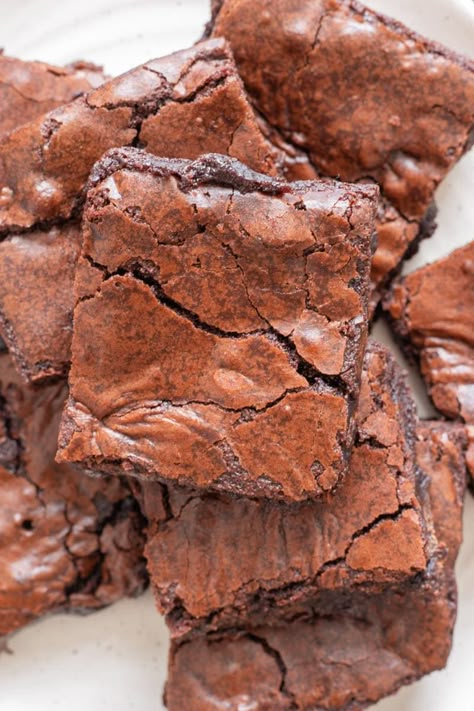 almond flour brownie recipe Gluten Free Brownie Recipe Almond Flour, Low Carb Brownies Almond Flour, Almond Flour Brownies Easy, Almond Flour Desserts Easy, Keto Brownies Almond Flour, Gluten Free Brownies Almond Flour, Low Sugar Brownies Recipe, Almond Flour Dessert Recipes, Keto Mug Brownie