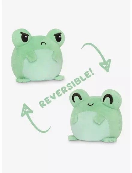 Cute Frog Things, Frog Decorations, Frog Things, Frog Plushie, Tee Turtle, Happy Expression, Angry Expression, Car Desk, Frog Stuff