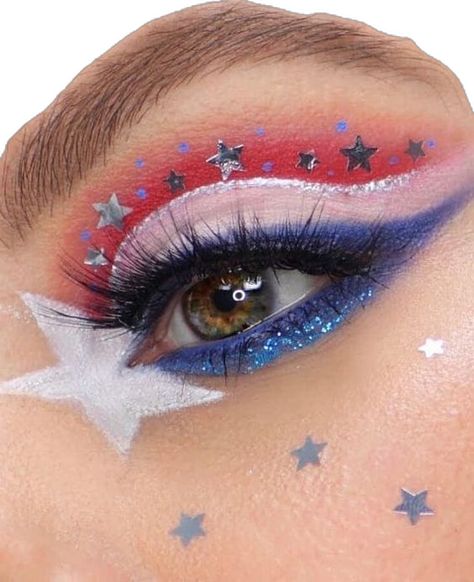 Red White And Blue Makeup Looks, Ciy Move, Cute 4th Of July Makeup, 4th Of July Makeup Eyeshadow, Patriotic Makeup Eye, 4th Of July Makeup Looks, 4th Makeup, Fourth Of July Makeup, Patriotic Makeup