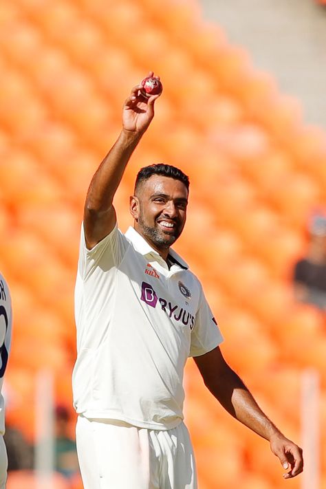 Wall Pepar, Ravichandran Ashwin, Durga Picture, Cricket In India, Ms Dhoni Wallpapers, James Anderson, Film Posters Art, India Cricket Team, Dhoni Wallpapers