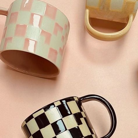 Sugarhouse Ceramic Co. on Instagram: "Did you know that everyone’s most favorite checkered mug now comes in a handled option?! 🤯" Clay Checkers, Pottery Painting Checkered, Checkered Pottery Bowl, Checkered Ceramics, Checkered Ceramic Mug, Pottery Crafts, Most Favorite, Ceramic Cups, Did You Know