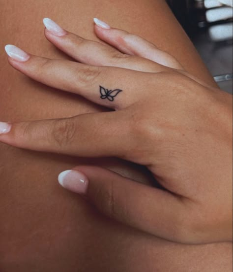 Inside The Finger Tattoo, Inside Finger Tattoos Words, Inside Of Finger Tattoo, Tattoo Between Fingers, Finger Butterfly Tattoo, Tattoo Inside Finger, Finger Tattoos Inside, Inside Finger Tattoo For Women, Butterfly Tattoo On Finger