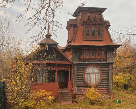 Baba Jaga, Types Of Architecture, Walk In The Woods, Wooden House, House In The Woods, Country Cottage, In The Woods, Future House, Old Houses