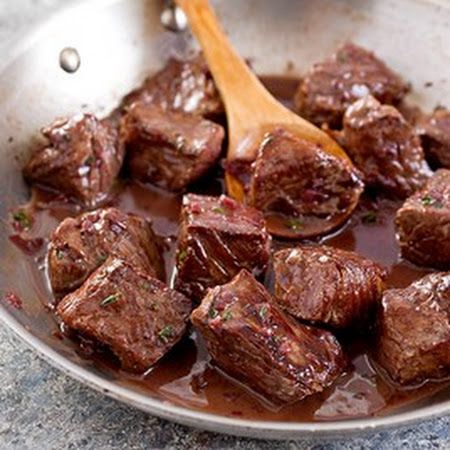 Steak Tips with Red Wine Sauce Steak Tips, Red Wine Sauce, Beef Tips, Where's The Beef, Wine Sauce, Beef Dinner, Beef Dishes, Meat Dishes, Yummy In My Tummy