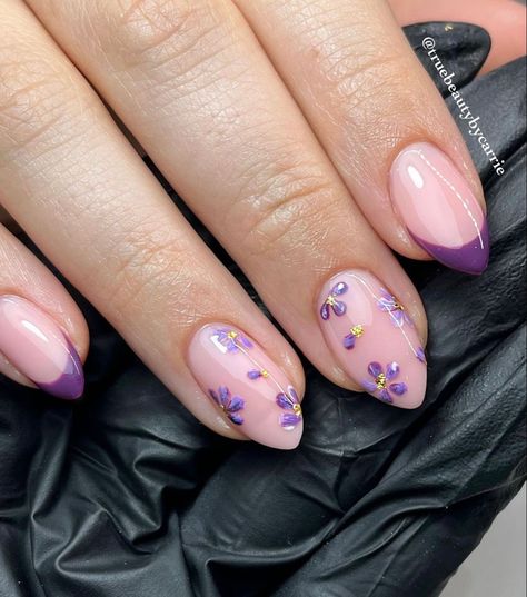 Purple Nails Inspo Short, Nails For A Dark Purple Dress, Prom Nails Dark Purple Dress, Nails To Go With Purple Prom Dress, Prom Nails Purple Dark, Dark Purple Nails Prom, Dip Nails Ideas Summer, Cute Dip Nails Ideas Summer, Cute Dark Purple Nails