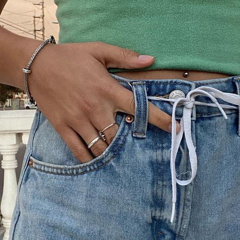 say it with me...shoelace belts. trendy street wear skater inspired fashion. 2021 Jeans With Shoelace Belt, Shoelace Belt Outfit, Shoe Lace Belt Outfit, Shoe Lace As Belt, Jeans With Shoe Lace Belt, Skater Girl Shoes, Shoe Lace Belt, Belt Aesthetic, Belts Aesthetic