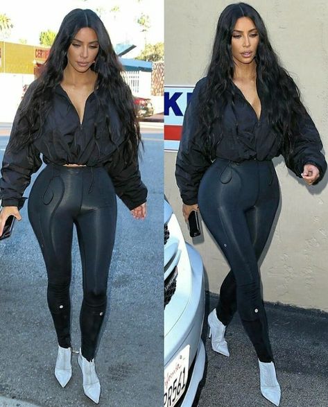 Kim Kardashian West Kim Kardashian Courtside, Kim Kardashian Outfits Street Styles, Kim Kardashian Iconic Looks, Kardashian Casual Outfit, Kim K Fashion, Kim Kardashian Fashion, Estilo Kim Kardashian, Lola Monroe, Estilo Kardashian