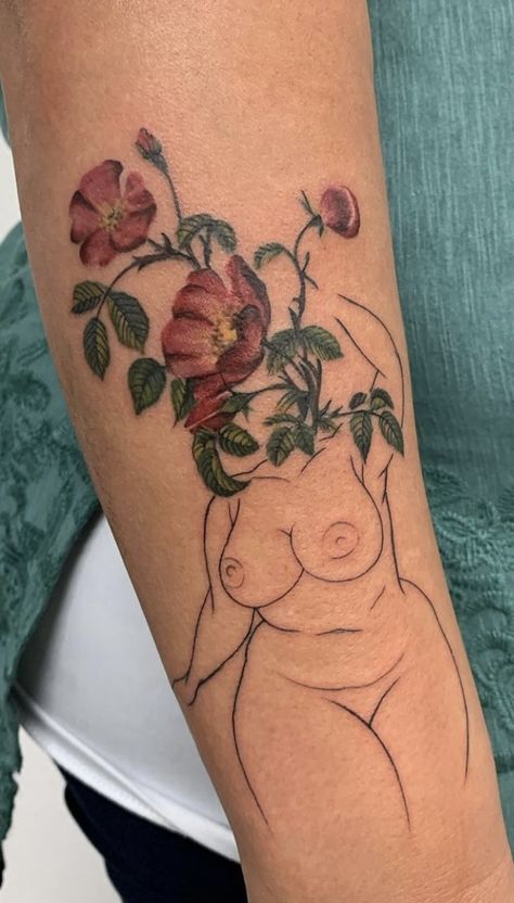 Thick Woman Tattoo, Thick Body Tattoo, Naked Lady Plant Tattoo, Female Figure Tattoos, Plus Size Woman Tattoo, Plus Size Silhouette Art, Curvy Girl Tattoos, Plus Size Arm Tattoo, Plus Size Thigh Tattoo