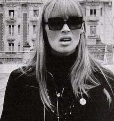 Nico #nico #60s #60ssunglasses #sunglasses #60sstyle #warhol #andywarhol #warholstars #velvetunderground #fashion #singer #singersongwriter… Christa Päffgen, The Velvet Underground & Nico, Singer Fashion, Skirt Diy, Chelsea Girls, Lou Reed, Women In Music, I'm With The Band, Music Fashion